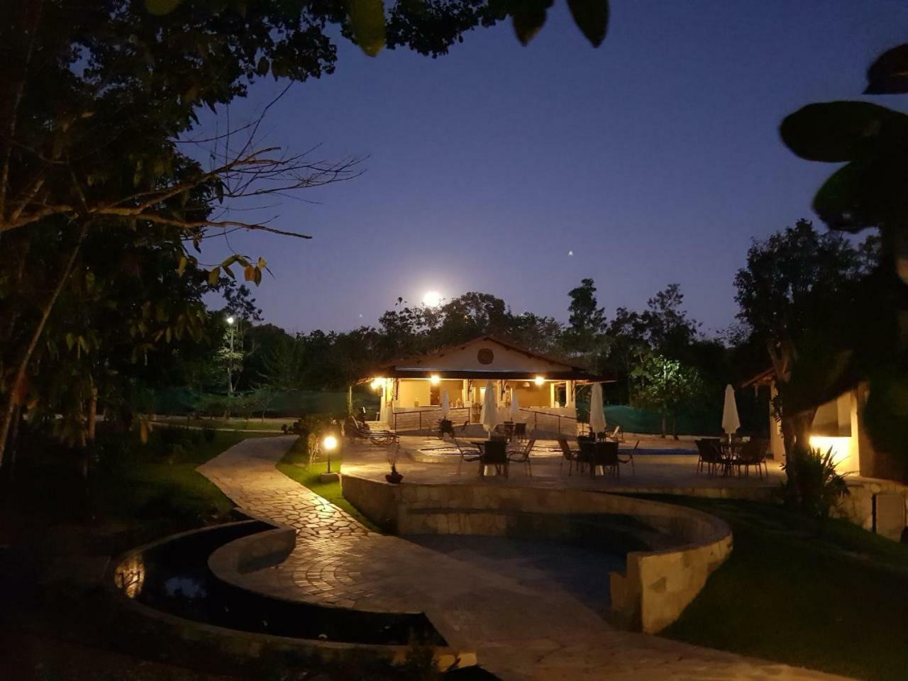 Orla Morada Do Sol Hotel ปิเรนนอโปลิส ภายนอก รูปภาพ